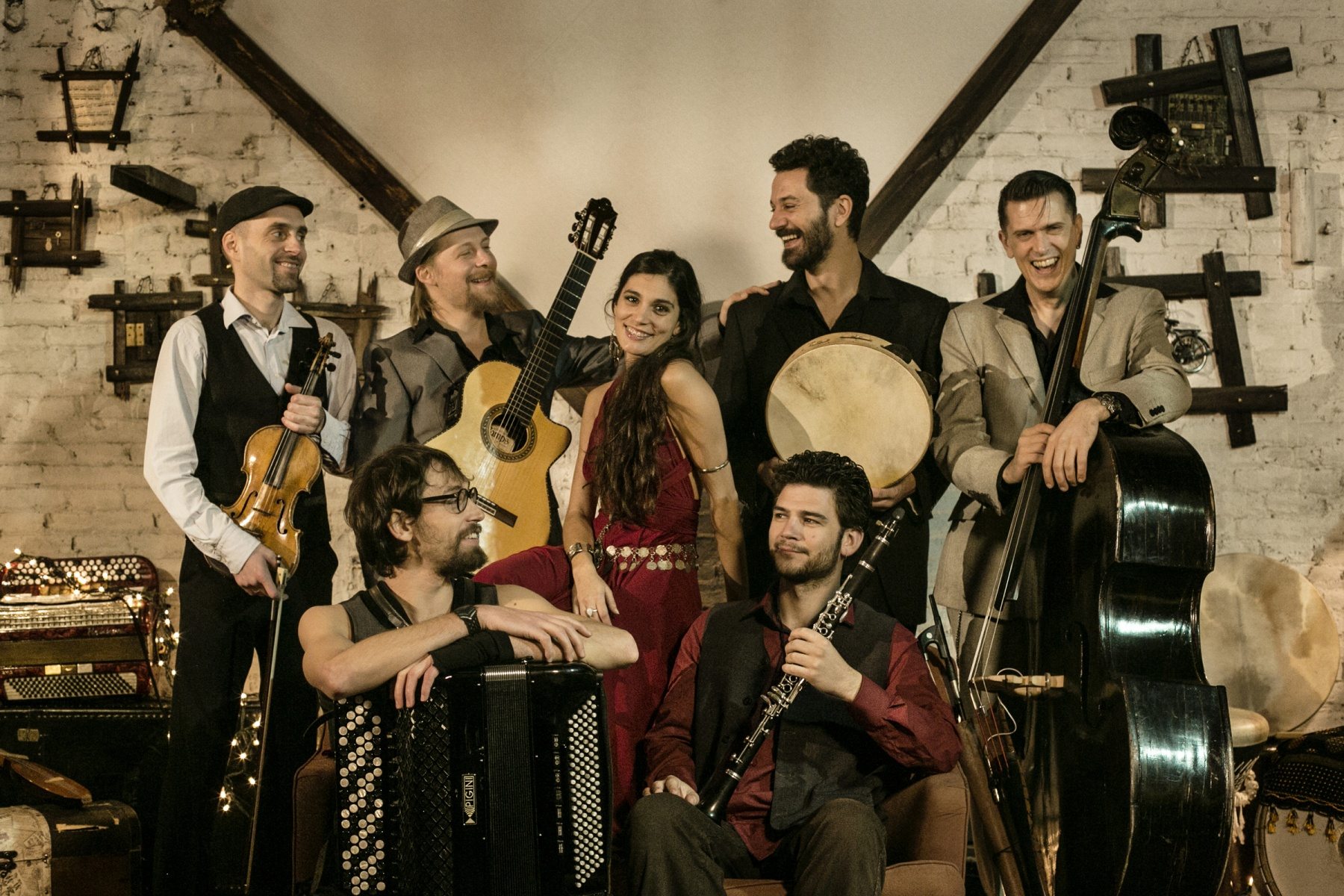 Barcelona Gipsy balKan Orchestra - Musicultura