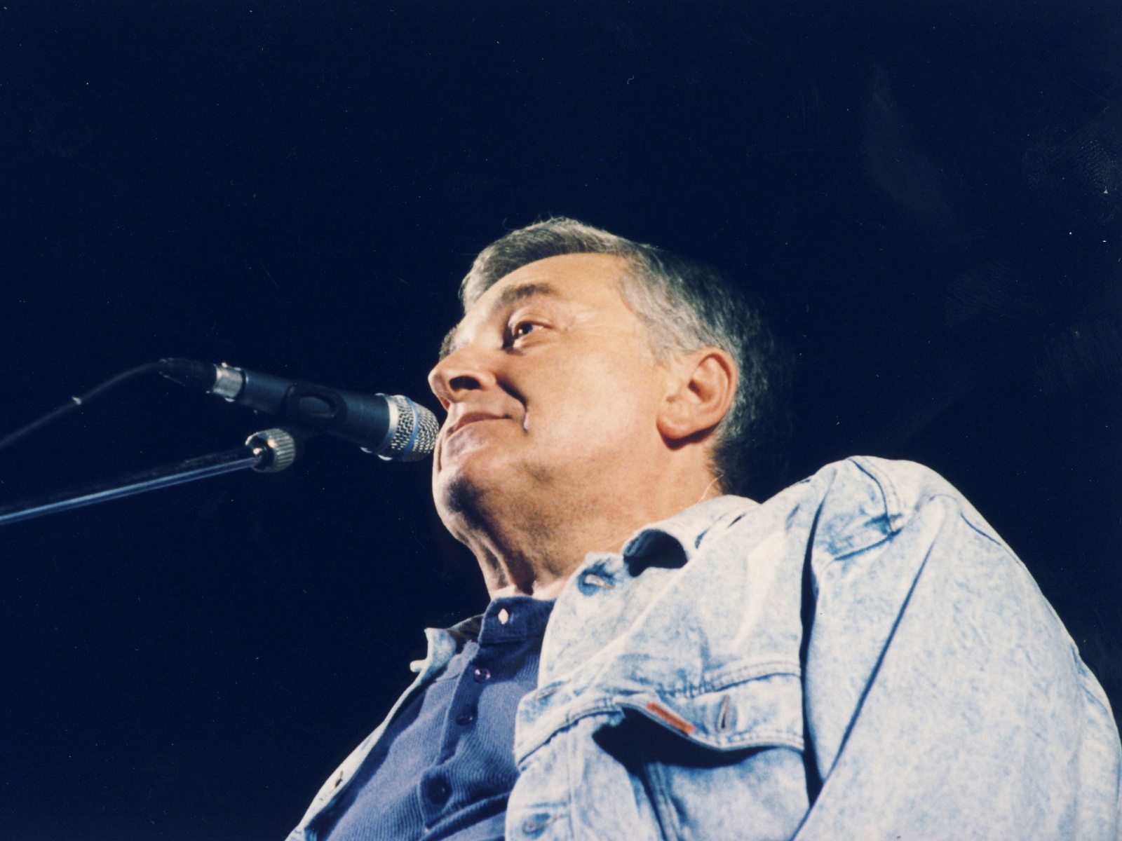 Pierangelo Bertoli Lunaria 1997 Musicultura
